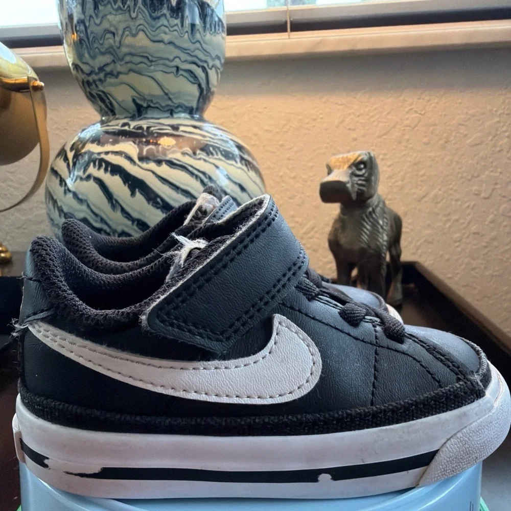 Nike Court Legacy Toddler DA5382-002 Kids Black and White Sneakers